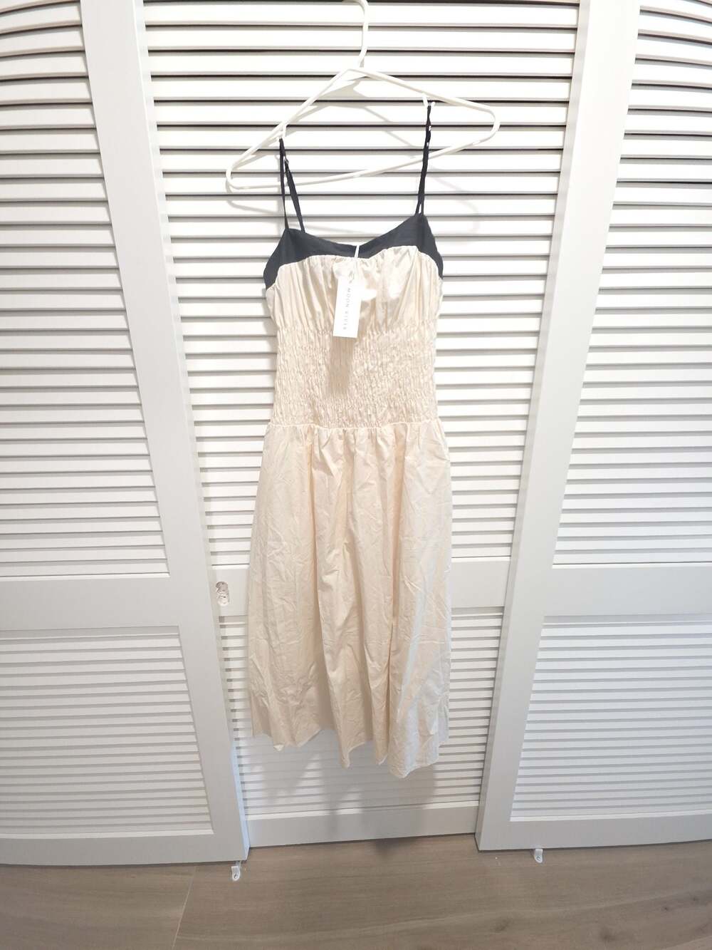 Moon River Cream and Black Contrast Smocked Midi Dress